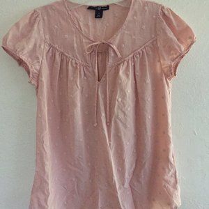 GAP small tie front top
